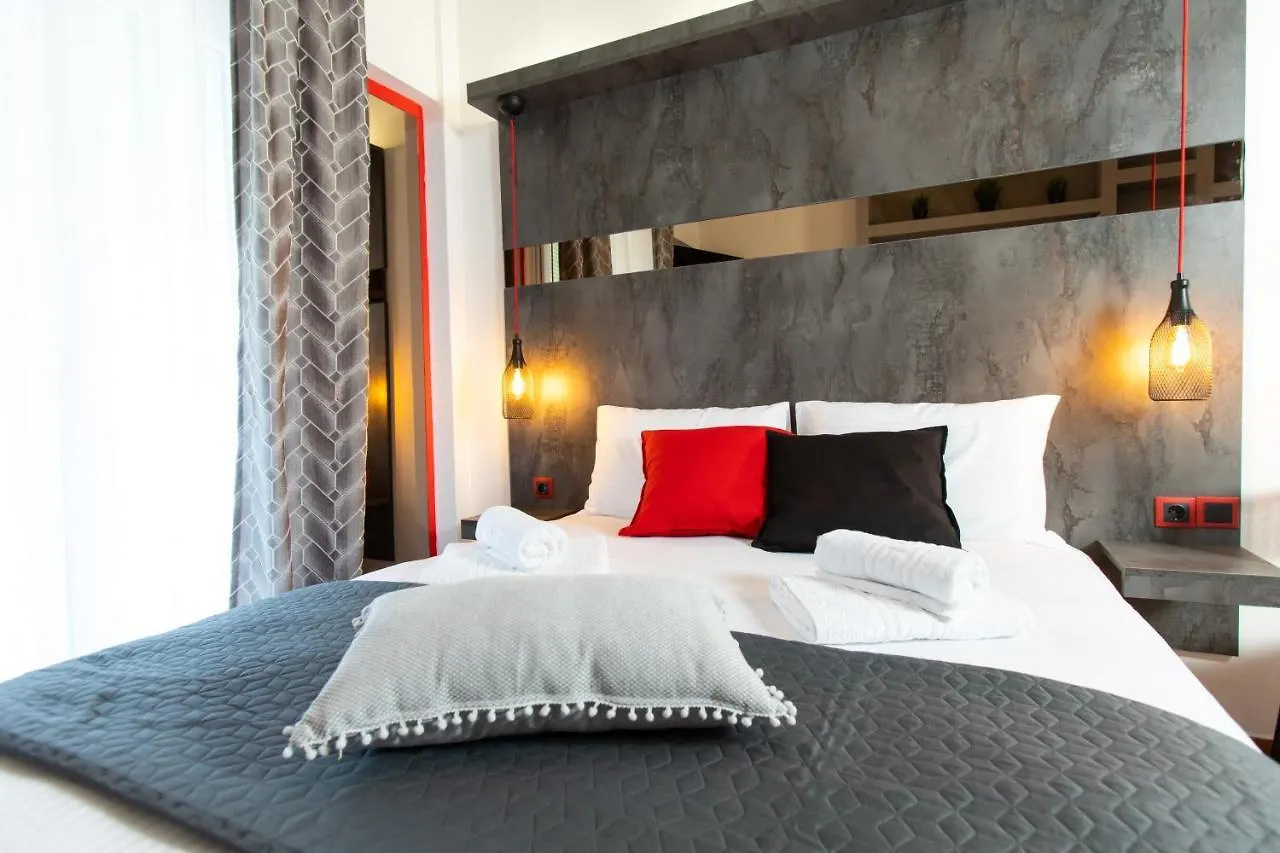 Downtown Luxury Boutique Suites : The Red Suite Thessaloniki Apartment