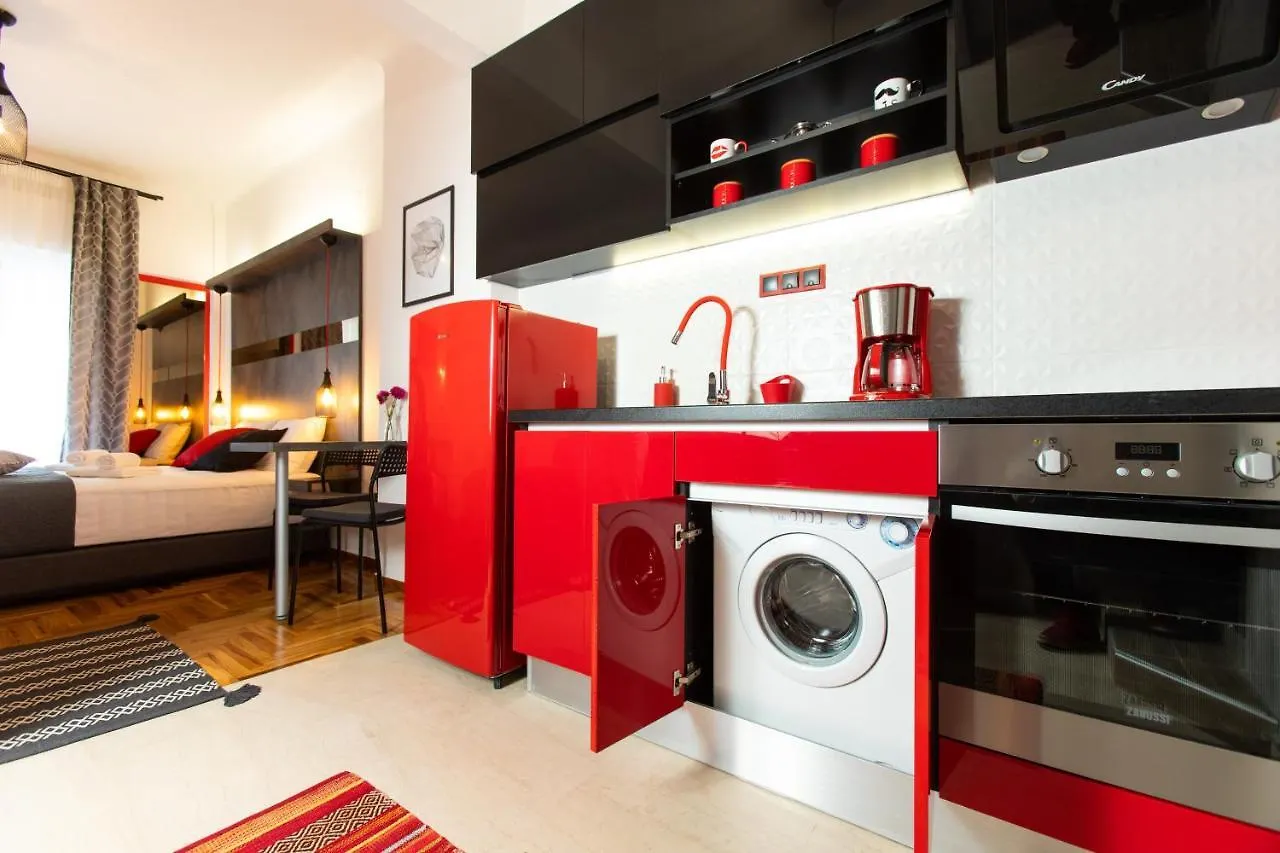 Downtown Luxury Boutique Suites : The Red Suite Thessaloniki